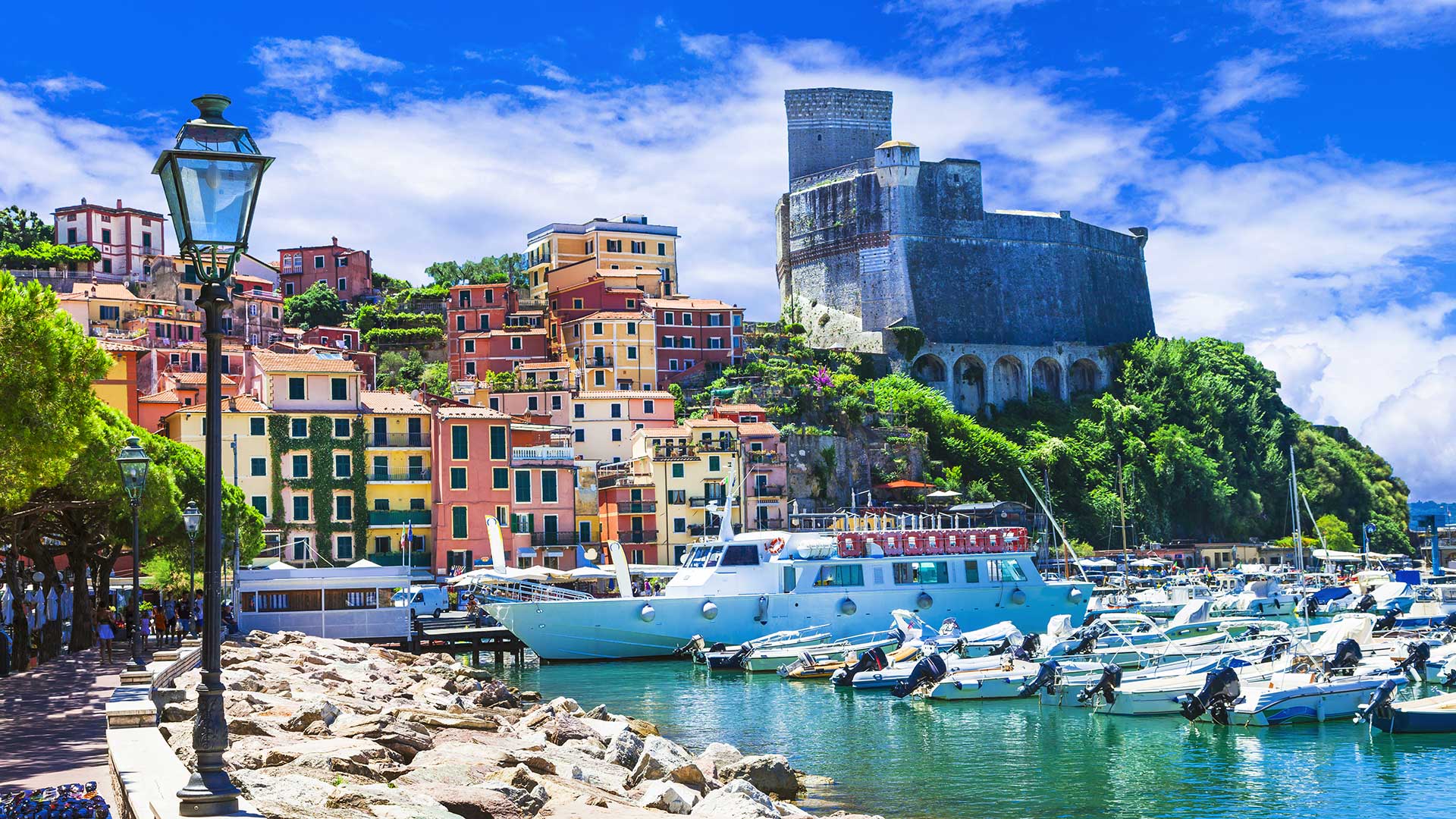 Lerici accommodations, holidays in lerici